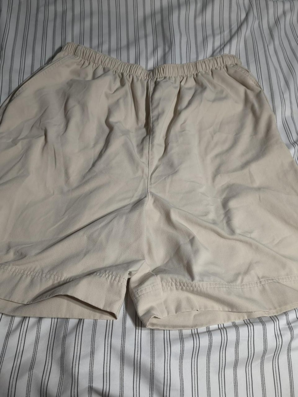 Coral Bay Cream Elastic-Waist Cargo Shorts